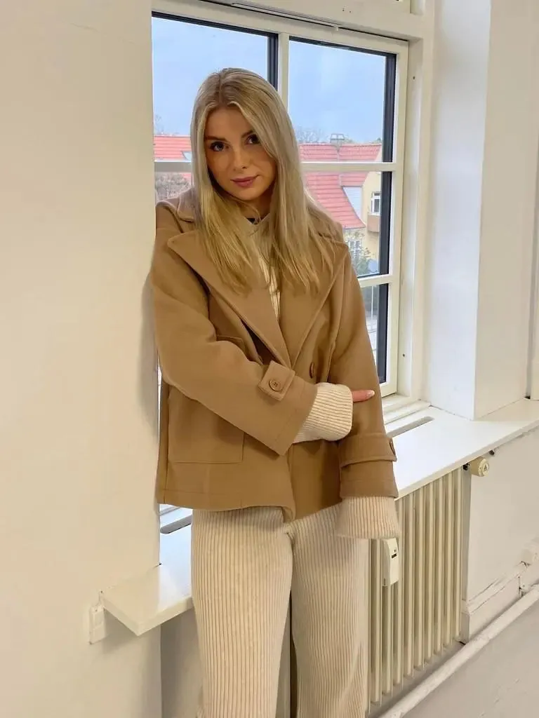 Alina - Elegant Double Knot Design Woman's Peacoat