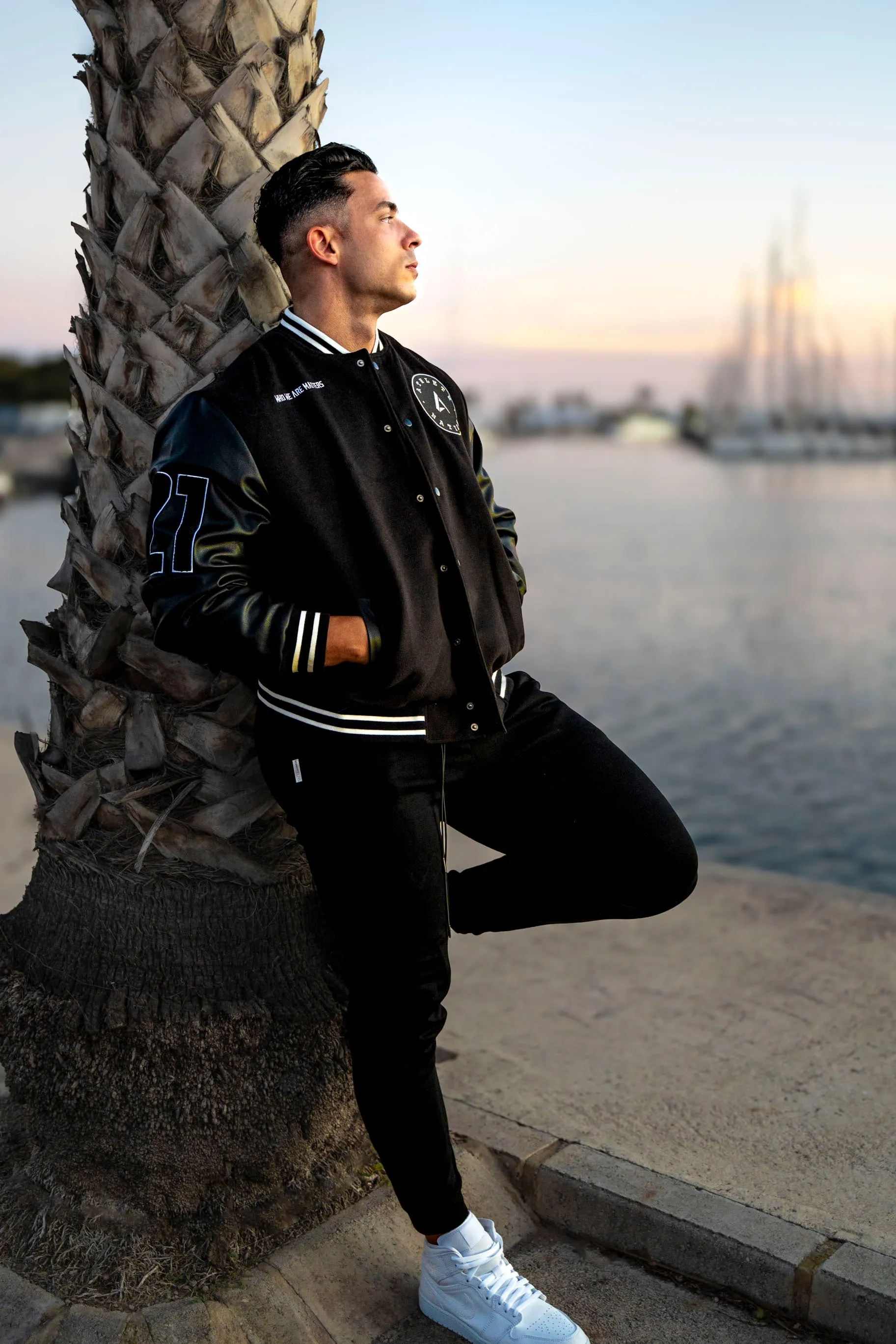 Bomber Legend Limited Edition - Black Leather
