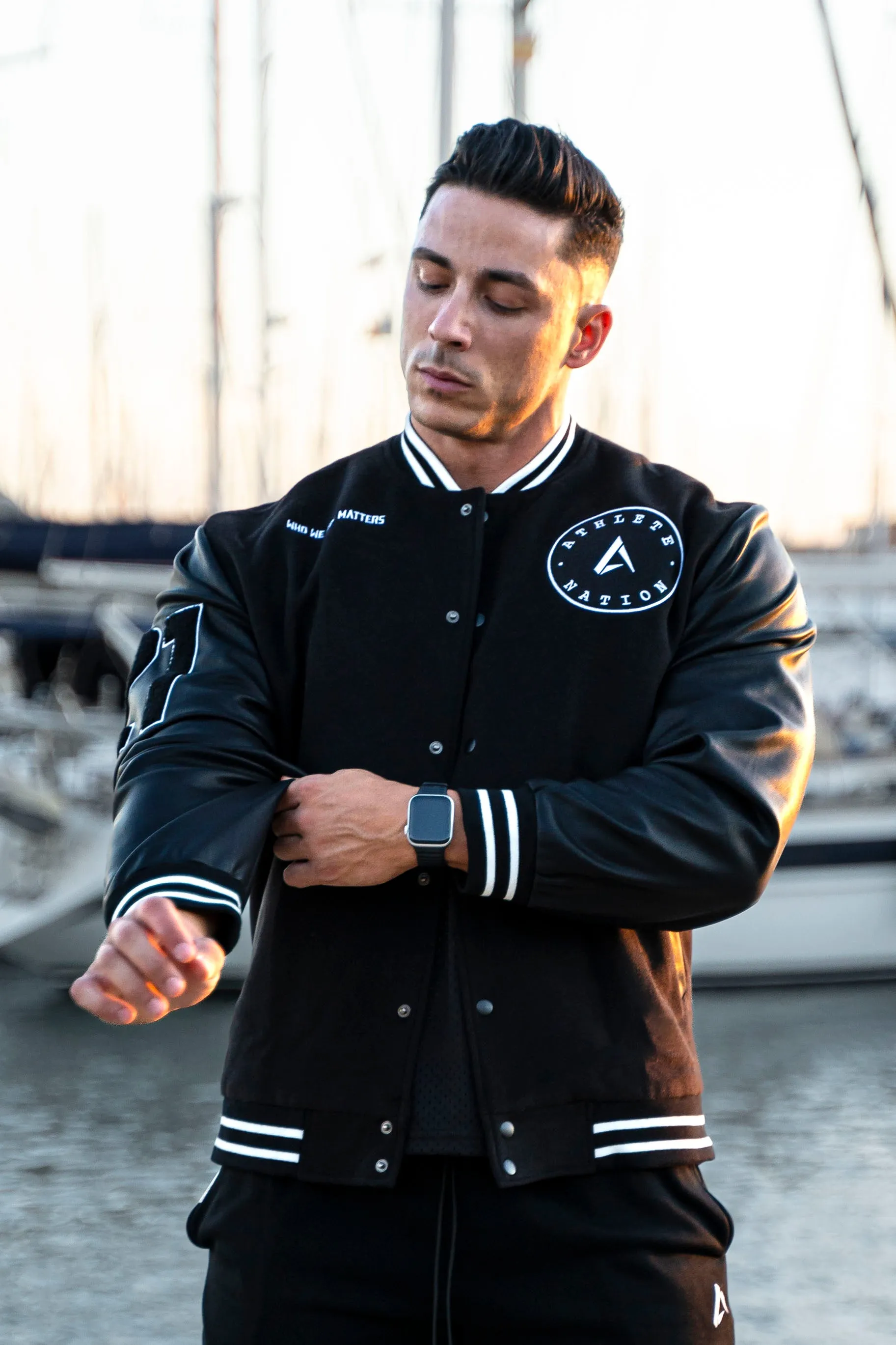 Bomber Legend Limited Edition - Black Leather