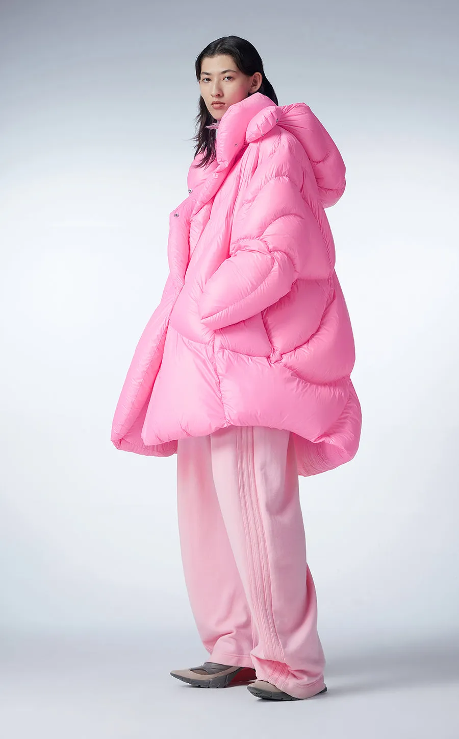 Coat / JNBY Curved Quilt Hooded Down Coat
