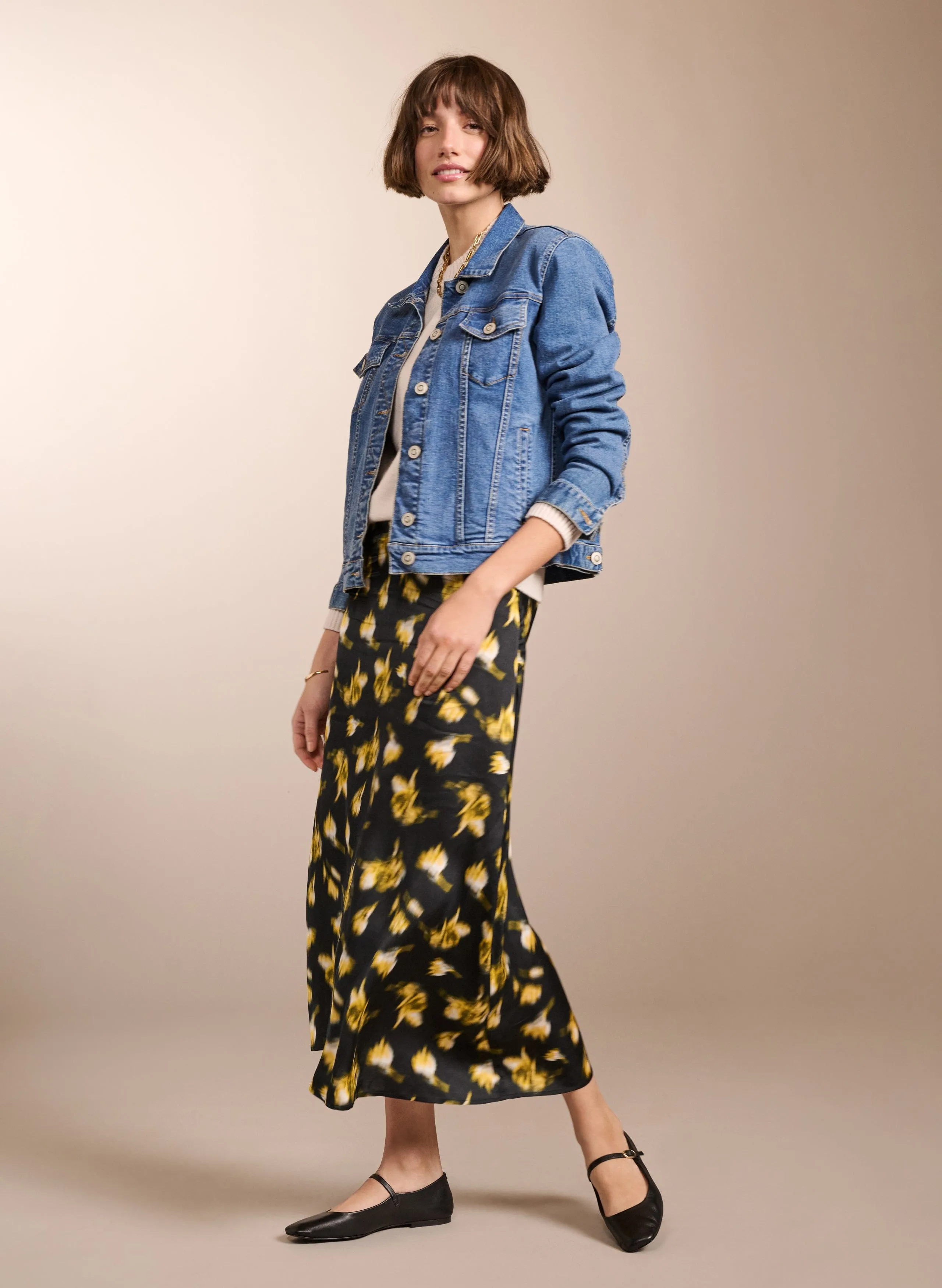 Doris LENZING™ ECOVERO™ Recycled Skirt | Black Blurred Floral