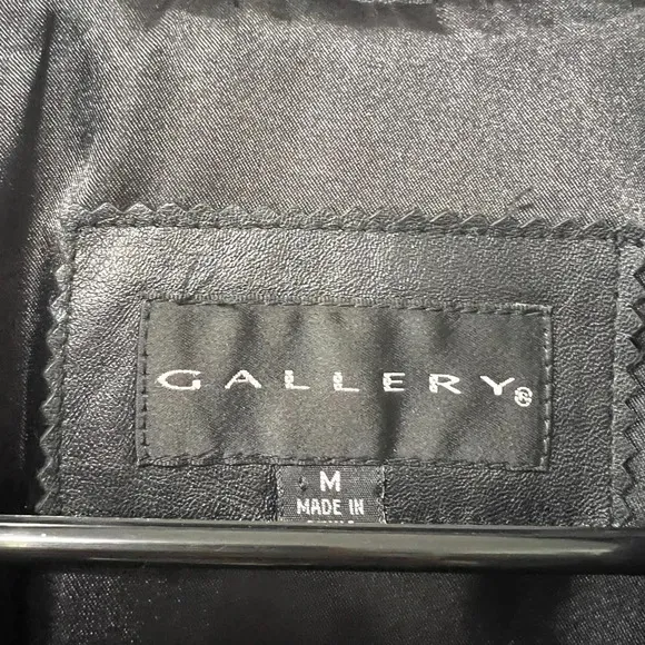 Gallery Genuine Leather Quilted Bomber Jacket - Medium