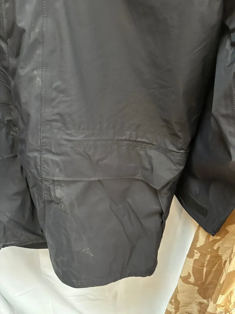 Genuine NEW OLD STOCK British Royal Navy Wet Weather Jacket & Liner Size 200/130