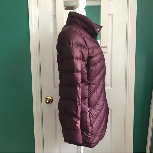 Lands’ End Burgandy down puffer 3/4 length jacket XS