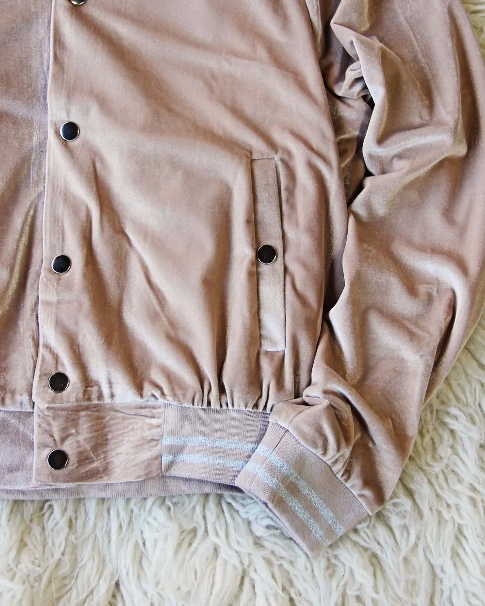 Lounger Velvet Bomber