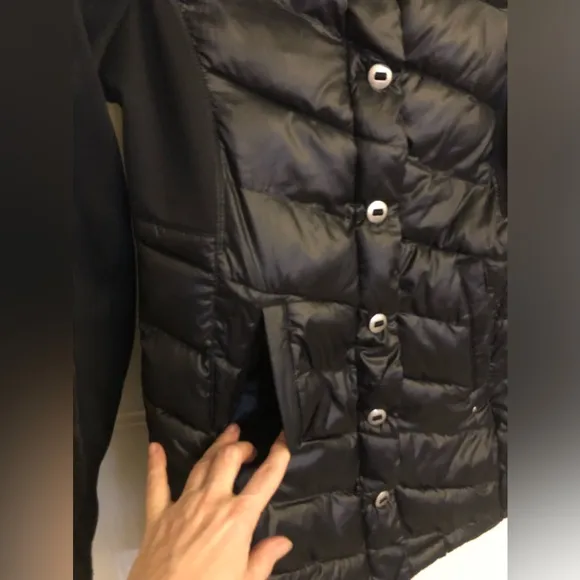 Spyder Jacket Lightweight Button Down Roll Up Puffer Coat in Black