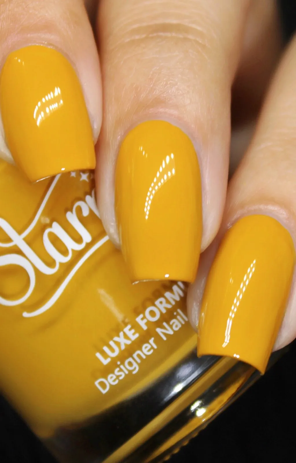 Starrily - Cremes - Queen Bee Nail Polish