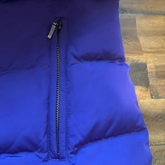 Talbots The Puffer Ruffle Front Vest Womens XS Royal Purple Warm Down Filled NWT