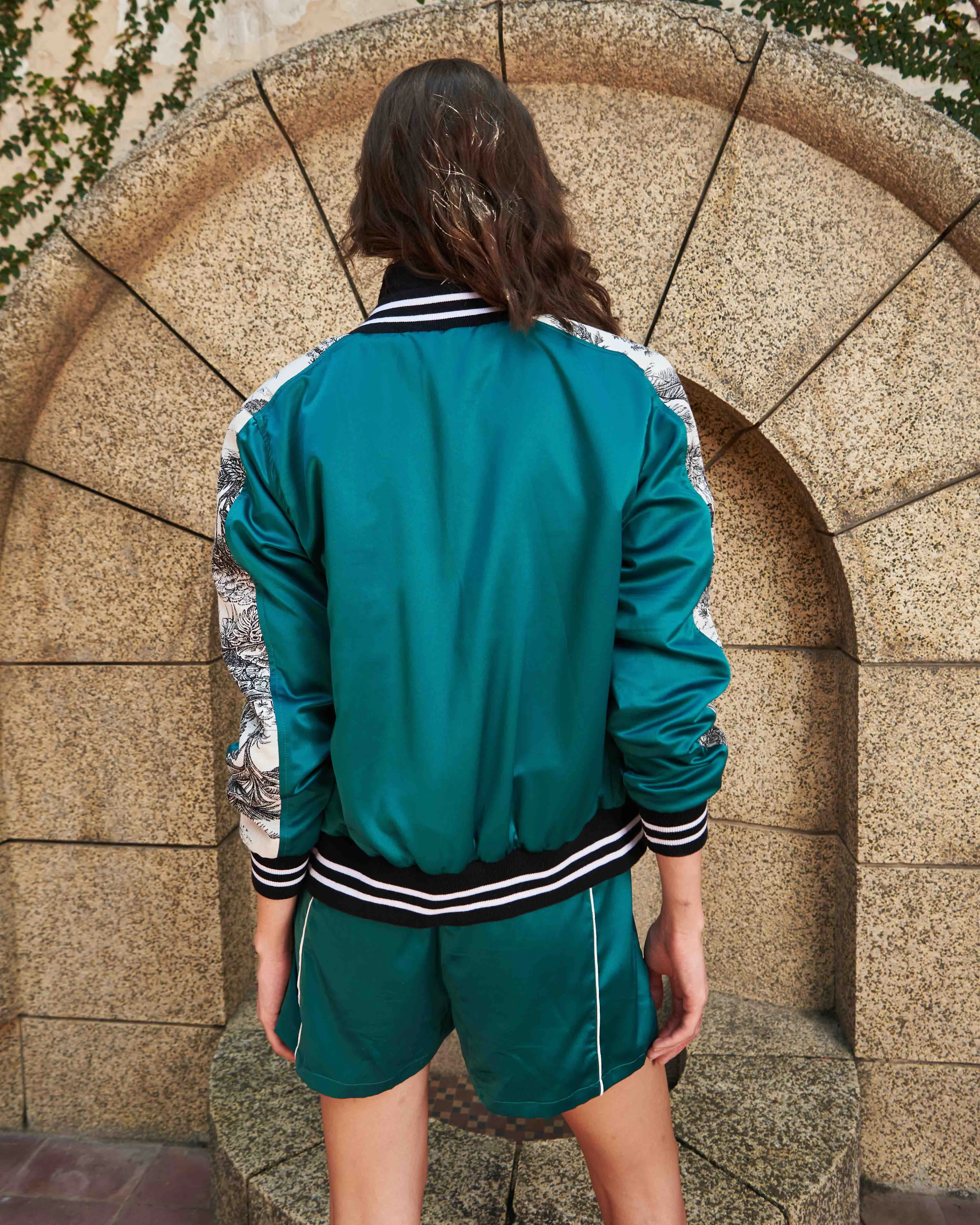 TASTY BOMBER JACKET