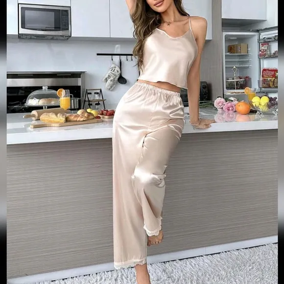 Women's Spaghetti Strap Lace Patchwork Sleeveless Top And Long Pants 2-Piece Set