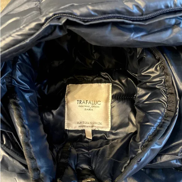 Zara Navy Blue Down Puffer Hooded Jacket size Small0